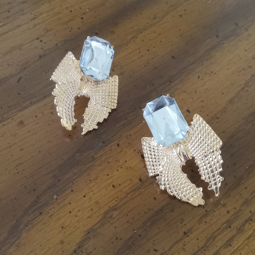 Rhinestone Bow Earrings nwot
